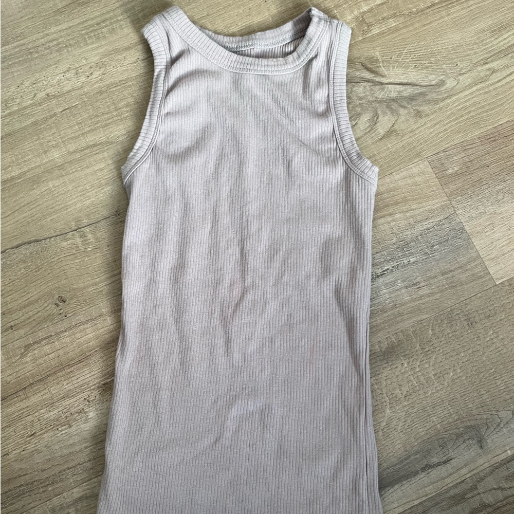 Maurice’s tank top